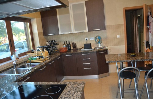 Povoa da Isenta Cottage | Rustic villa/private pool, ideal for families. Fast track to Lisbon/Fatima