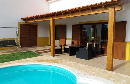 Povoa da Isenta Cottage | Rustic villa/private pool, ideal for families. Fast track to Lisbon/Fatima