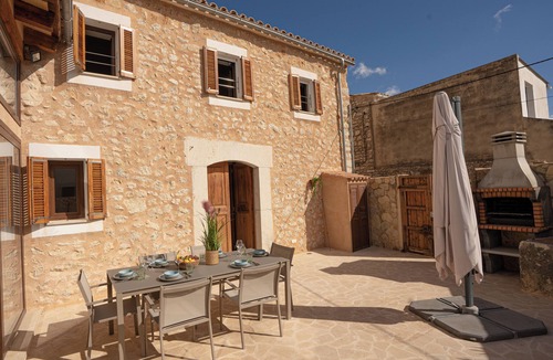 Biniamar House | SA TEULERA