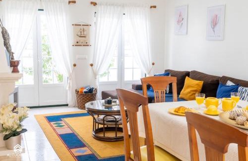 Praia de Santa Cruz House | Santa Beach Villa - 3 bedrooms & BBQ