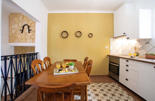 Mem Moniz House | Sebastião by Interhome