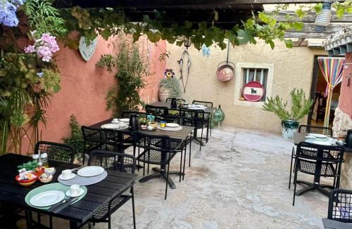 Ubeda House | Self catering Accommodation for the Larger Group