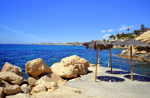 Coveta Fuma Apartment | SPACIOUS FRONT-LINE BEACH APARTEMENT, SOUTH FACING, AIRCO, AMAZING VIEWS, WIFI