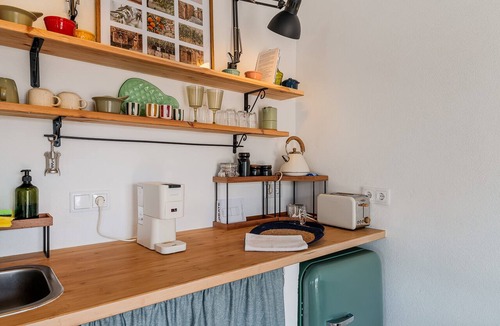 Grandola Apartment | Studio Apartment 'Studiolive At Marina Vale Figueira' with Shared Pool, Wi-Fi and Air Conditioning