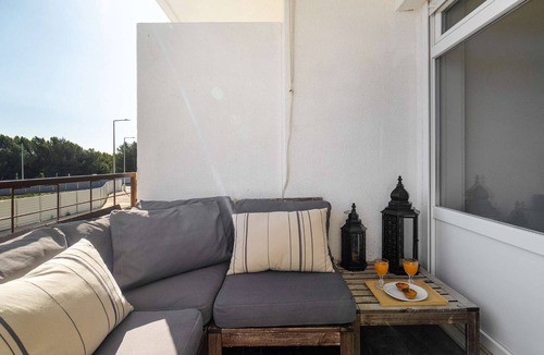Carcavelos Apartment | Study & Surf: Carcavelos 1-BED by Beach & Nova SBE