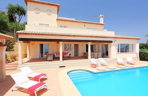 Benimeit Villa | Stunning private villa for 8 people with private pool, WIFI, TV, patio and panoramic view