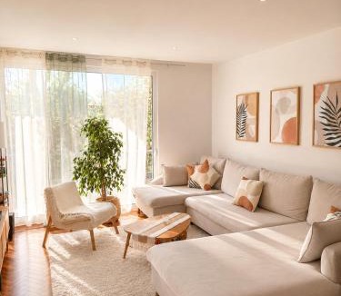 Santa Luzia House | The Luzia House - sunny 4BR Villa with gardens, terraces, AC, on-site parking