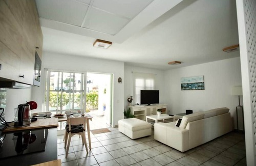 Pasito Blanco Apartment | To complete