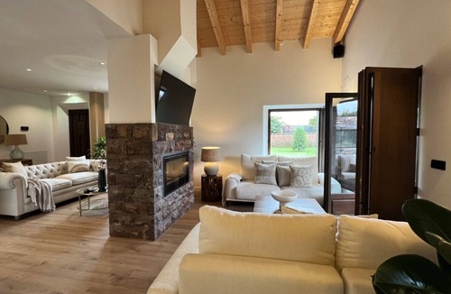Condres Cottage | Top category rural house in Asturias - Garden, fireplace and relax.