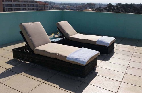 Furadouro Apartment | Two-storey penthouse apartment 300m to the beach in Furadouro-Ovar, Portugal