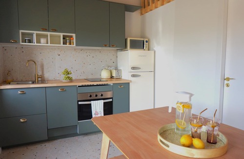 Alcobaca Cottage | Unwind at The Good View Retreat and Explore Portugal From its Heart
