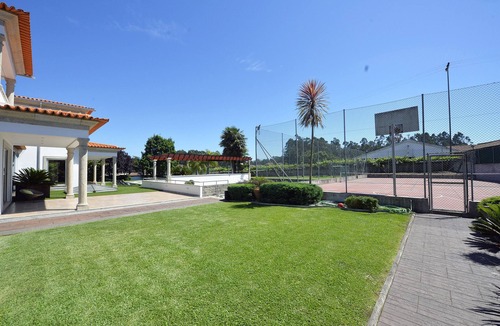 Barcelos Villa | Villa 320 Holiday Villa w/Pool, Jacuzzi and Tennis