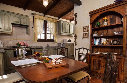 El Rincon Villa | Villa 'Bougainvillea Cottage' with Pool, Garden and Wi-Fi
