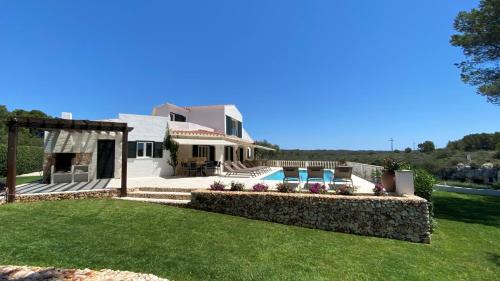 Binisafua Villa | Villa HERMITAGE