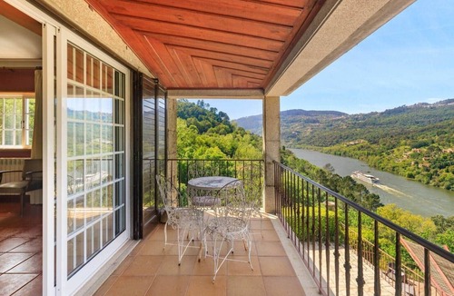 Cinfaes House | Villa in the Douro - Quinta de Pias. Perfect for families!