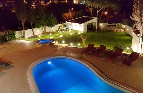Olhos D'Agua Villa | Villa Margarida by Laranjal Rentals