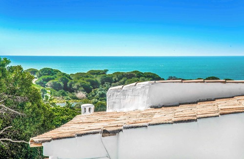 Sesmarias Villa | Villa Miramar - Four Bedroom Villa, Sleeps 8
