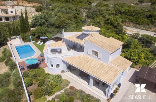 Canal Villa | Villa Raymar