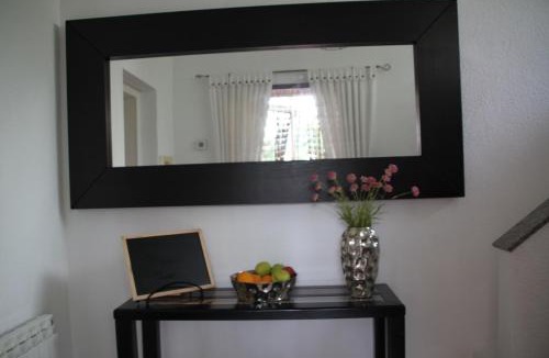 Can Trabal House | Villa Rosa Sitges