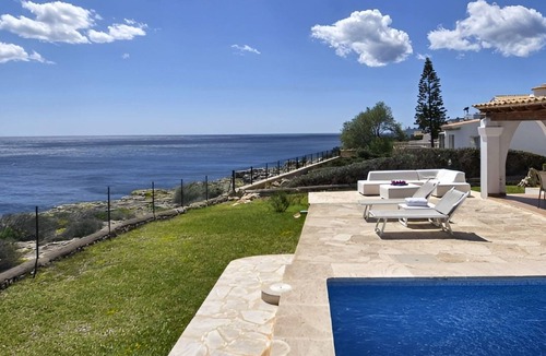 Cala Serena House | Villa "Solymar" privater Pool und Meerblick by Interhome