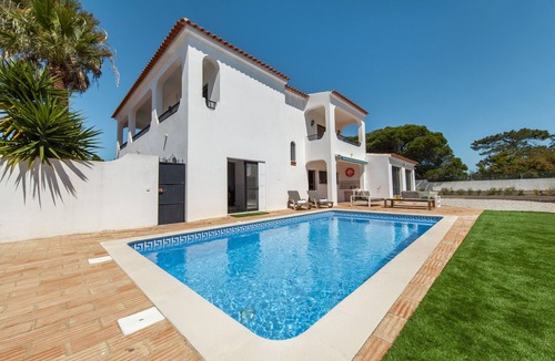 Santa Eulalia Villa | Villa w/Heatable Pool and BBQ in Albufeira