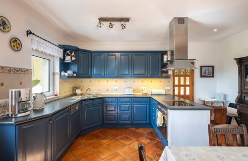 Mato Serrao Villa | Villa West | Prestige 3 Bedroom Villa | Distant Sea Views | Wonderful