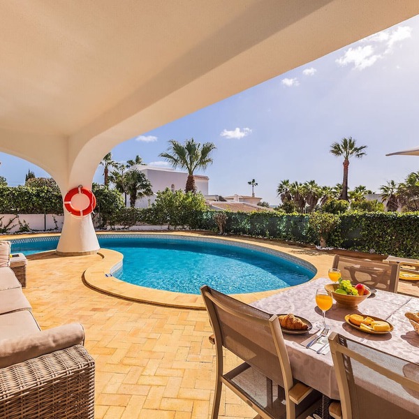 Villa Coral | Sea View | Private Pool | 450m from Beach in Albufeira