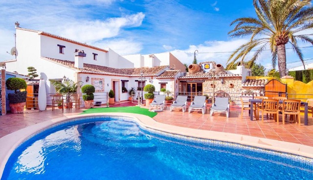 A015 - Finca Rústica con piscina en la Costa Blanca in Benissa