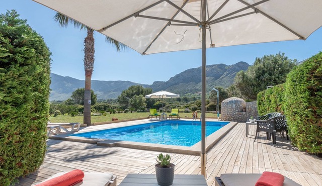 Air-Conditioned Country House Close to the Beach with Pool, Wi-Fi and Terrace in Artá