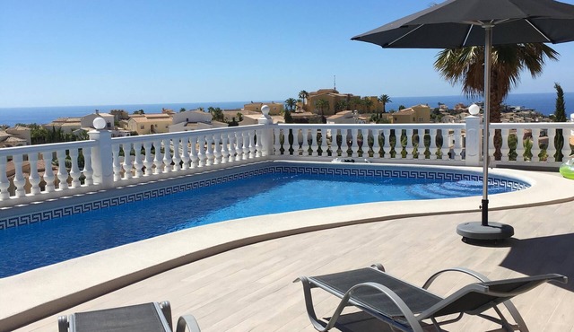 Amazing villa with sea view, private pool, air conditionning and wi-fi in benitachell