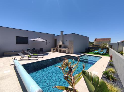 Antas Villa Family in Esposende