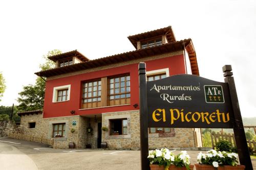 Apartamentos El Picoretu in Mestas de Con