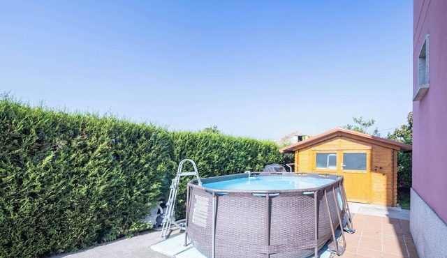 Apartment 'Almar' with Shared Pool, Wi-Fi and Air Conditioning in Vigo