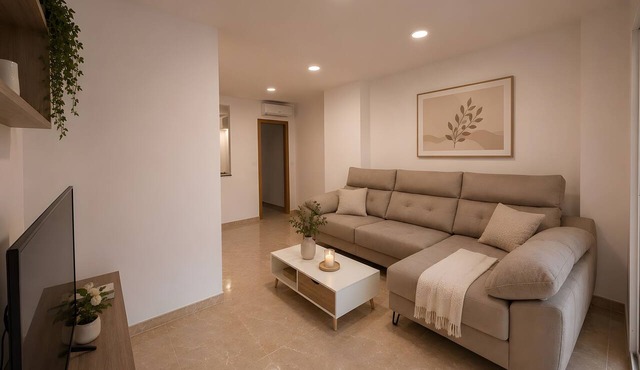 Apartment 'Edificio Marly' with Private Terrace, Wi-Fi and Air Conditioning in Oliva