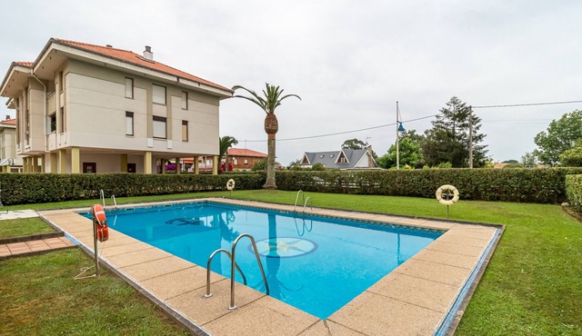 Apartment 'La Ribera' with Mountain Views, Shared Pool, and Wi-Fi in Suances