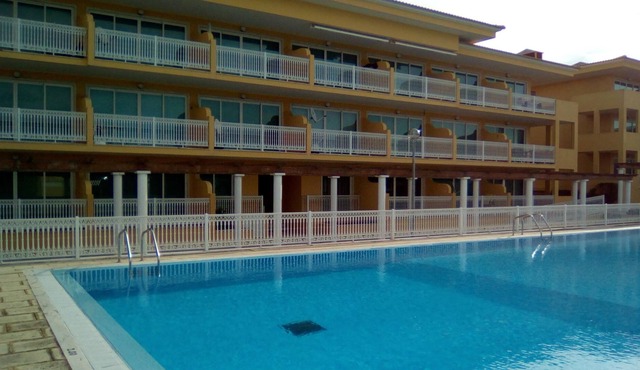 Apartment t2 with 120 mts with swimming pool and tennis and soccer field in Silveira
