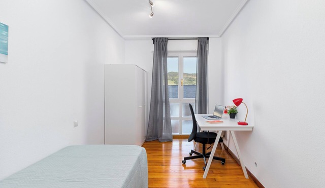 Apt 3H : Spacious and Cozy : Ideal for Families in Colindres