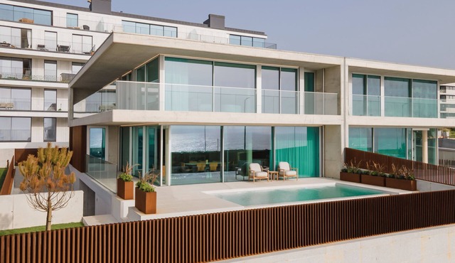Atlantic Villas – Collection 127 — Luxury on the Beachfront in Vila Nova de Gaia