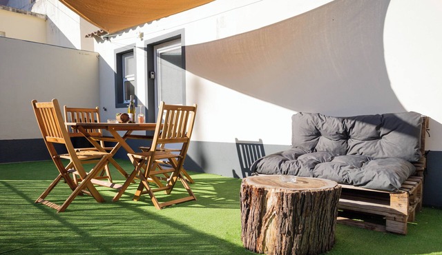 Azorean Stays 1 1BR w/A/C & Outdoor Area - Near Sete Cidades & Mosteiros in Candelária