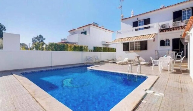 Beach House in Praia de Cabeço – Retur in Castro Marim