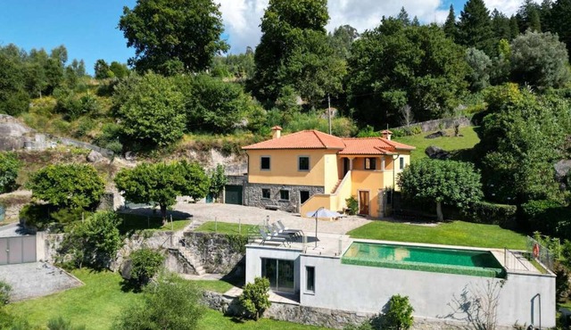 Beautiful Ponte de Lima Villa | 4 Bedrooms | Villa Hermosa Vista | Private Pool in Ponte de Lima