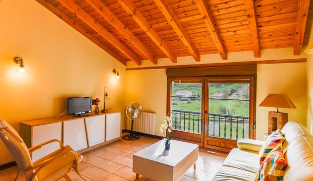 Beautiful refurbished flat in Liencres in Liencres