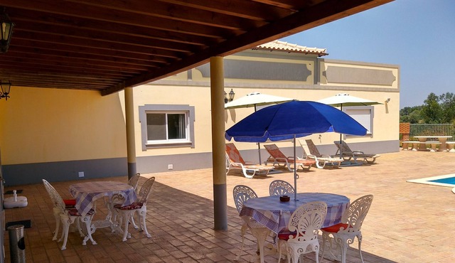 Beautiful Spacious Villa with Private Pool, Large Terrace, Lawn and BBQ in Moncarapacho