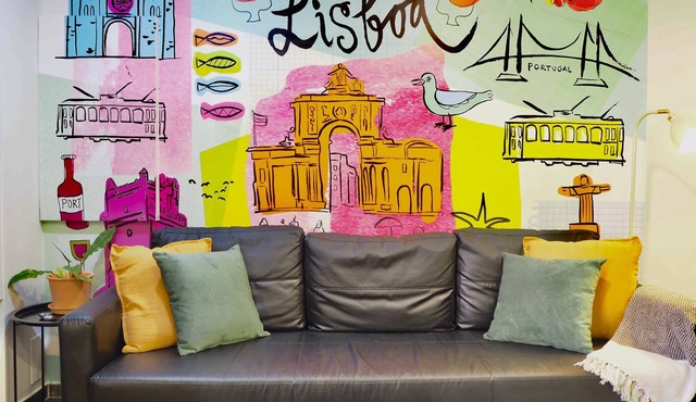 Boutique Home | Walk to Chiado & Príncipe Real in Lisboa