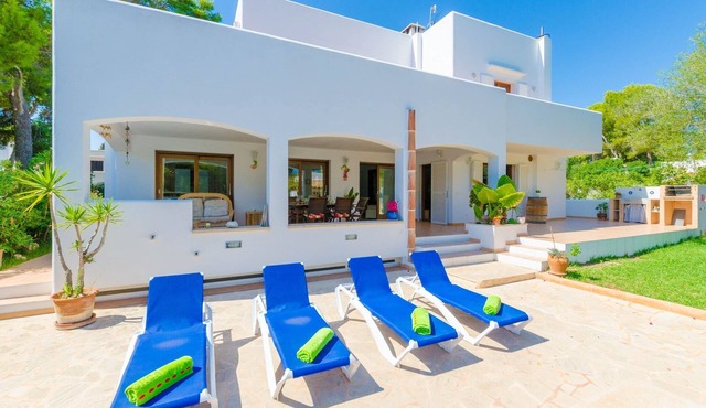 Ca N'estel - Villa With Private Pool In Cala D'or in Santanyi
