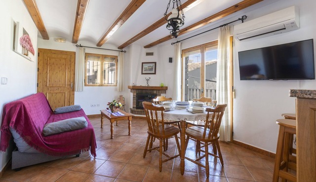 CARREBAIX I - Beautiful apartment with mountain views and free WiFi. in Orba
