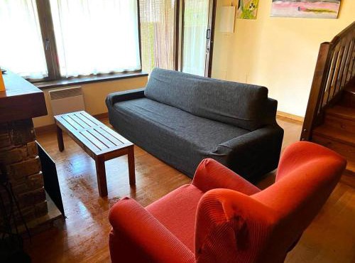 Casa adosada en Bor in Bor
