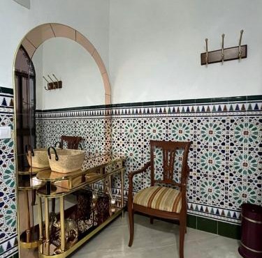 Casa amplia a un paso de Sevilla in La Algaba