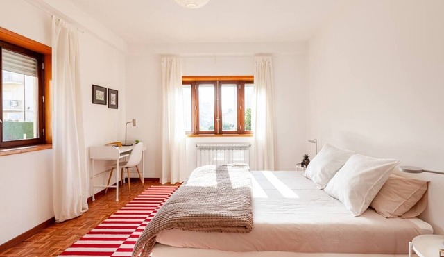 Casa com 3 Quartos , Central em Chaves in Chaves