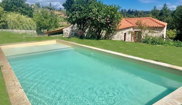 Casa da Adega -AC e Piscina em Localidade Rural - Paredes de Coura in Cossourado